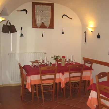מלון Antica Osteria Pace 2*