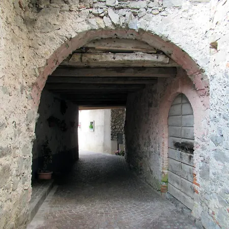 Antica Osteria Pace 2* Moerna